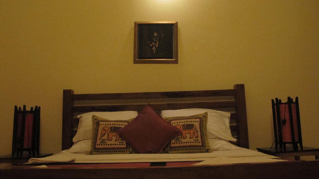 Mea Culpa Kampot Hotel Bagian luar foto