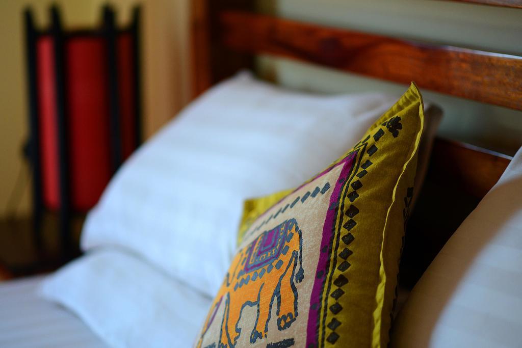 Mea Culpa Kampot Hotel Bagian luar foto