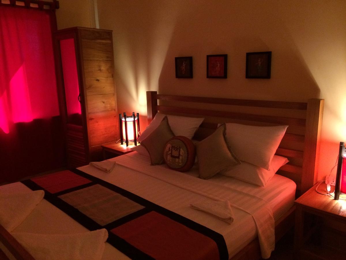 Mea Culpa Kampot Hotel Bagian luar foto