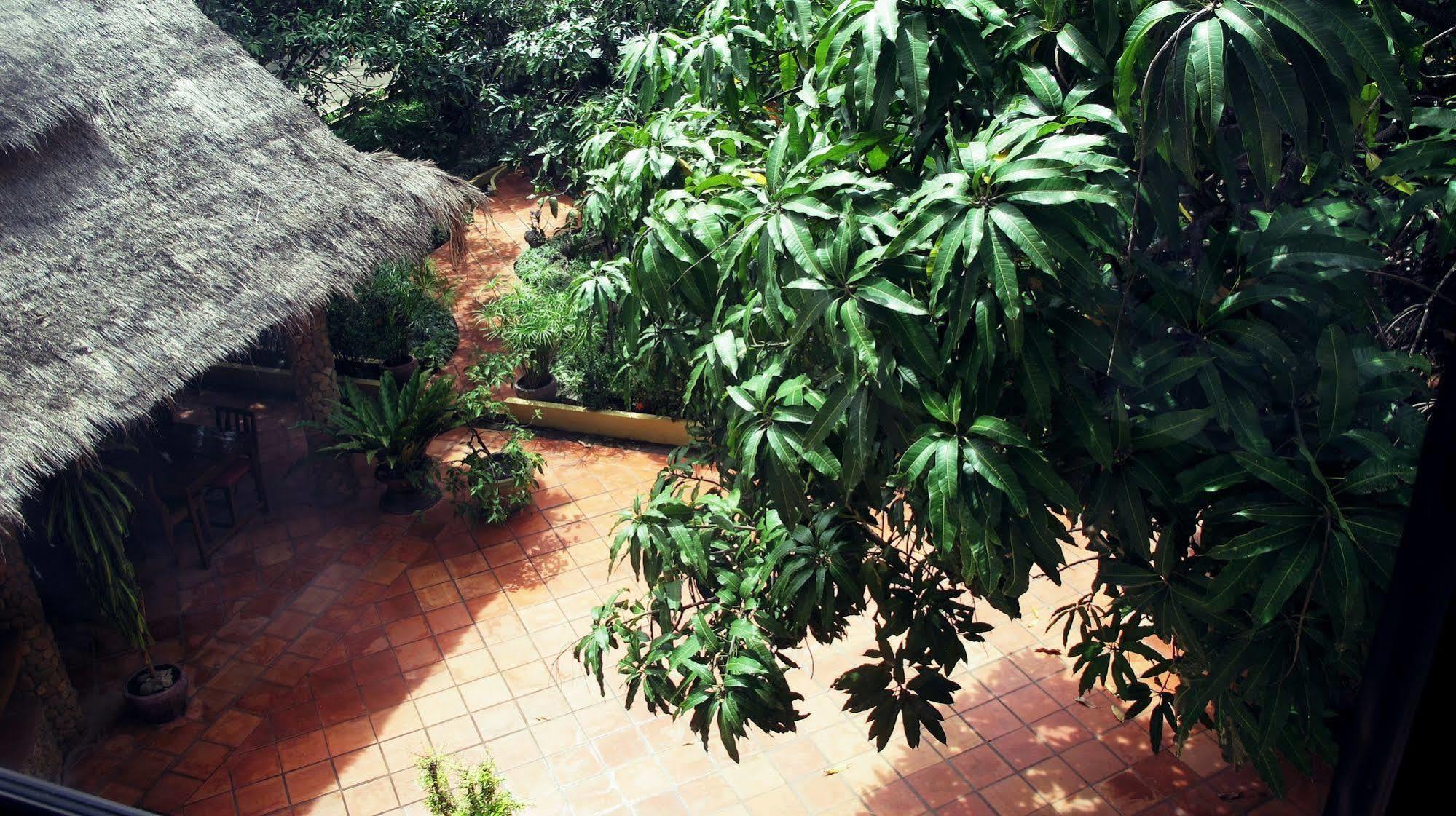 Mea Culpa Kampot Hotel Bagian luar foto